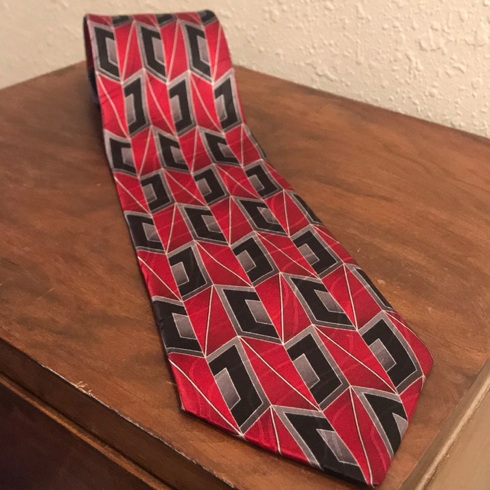 100% Silk Puritan Red and Black Tie